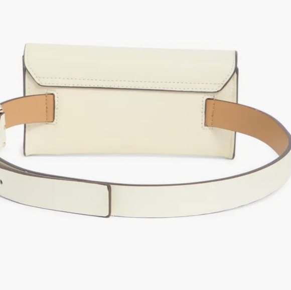 SOLD/NO LONGER AVAILABLE          Kate Spade NY Belt Bag with Bow NWT - Picture 3 of 14